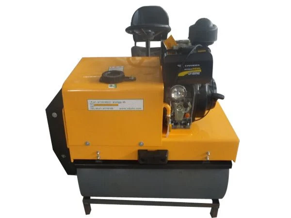 Low Price Light Weight Mini Road Roller Compactor for Sale