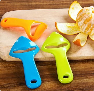 Manual Orange Peeler