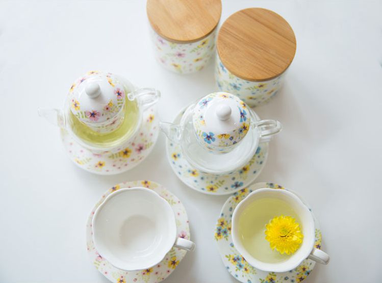 Porcelain Teapot For One