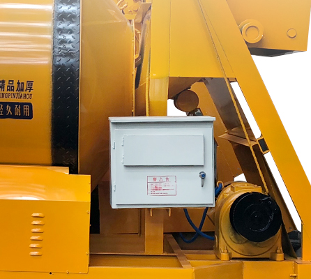 Self Loading Diesel Cement Mixer JZC350 Hydraulic Fully Automatic Concrete Mixing Machine