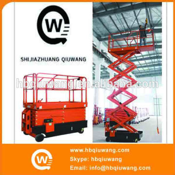 Self propelled hydrolic lift