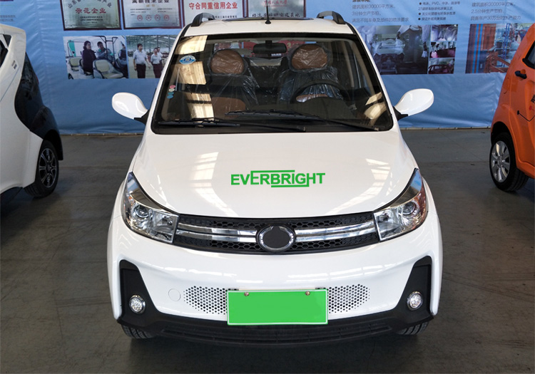 High quality cheap high speed super four wheel made in china used auto electric beijing car