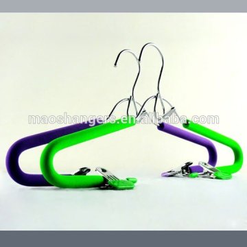 Foam & Metal suite hanger with clip (made in LiPu)