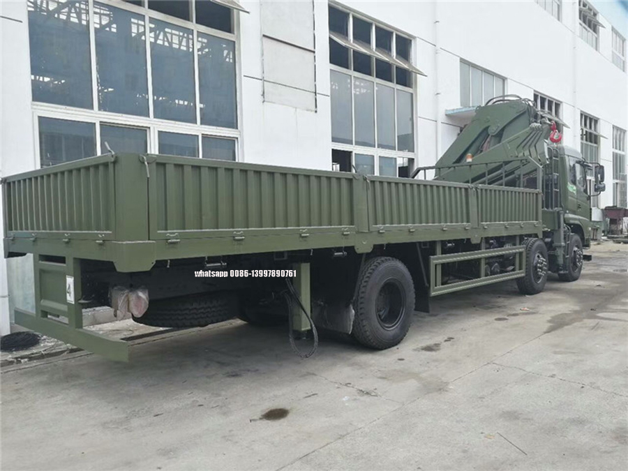 Military Crane Truck 4
