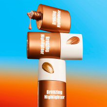 High Quality Vegan Liquid Bronzer & Highlighters for a Moisturized Sunkissed Face