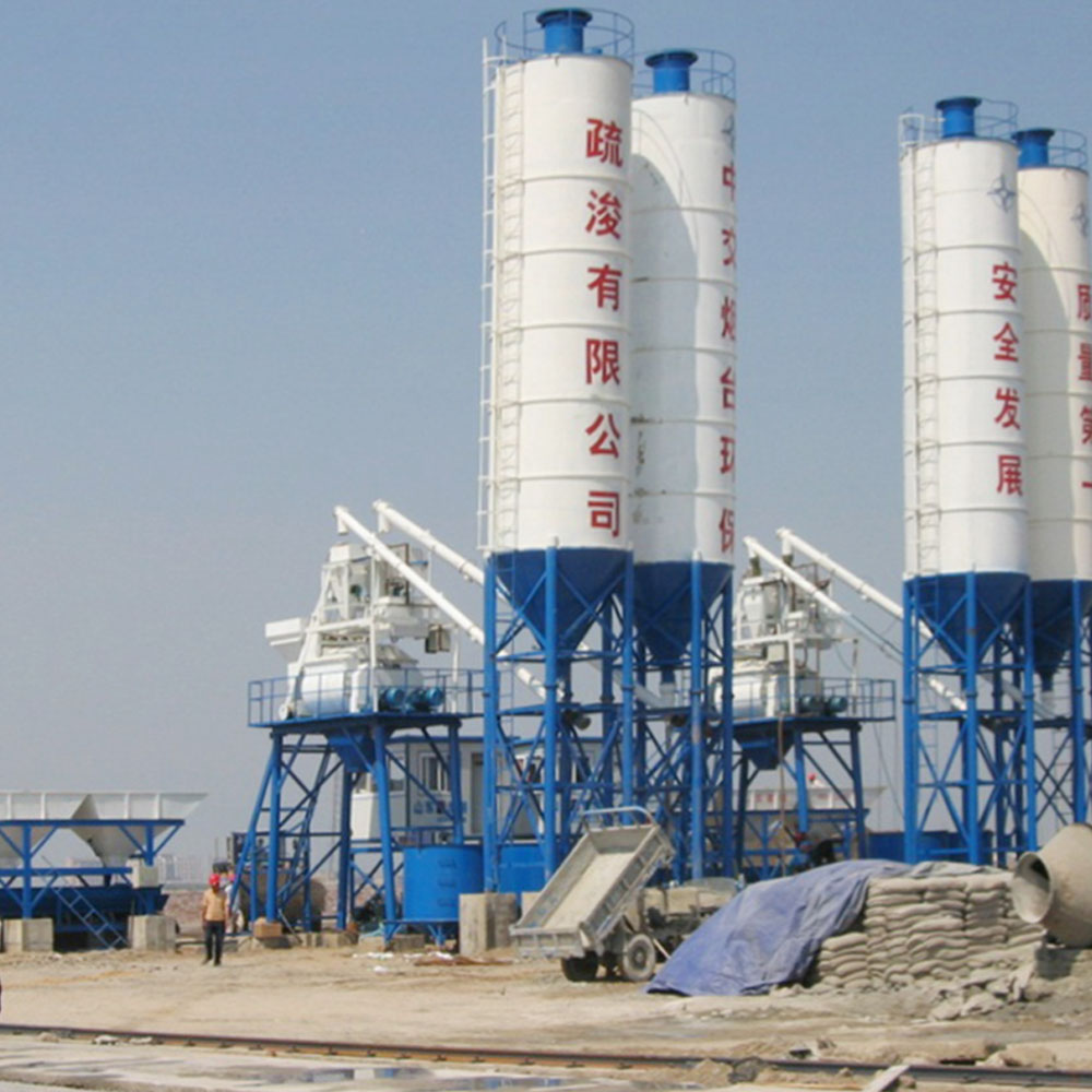 Hopper type portable concrete batching plant in Pakistan