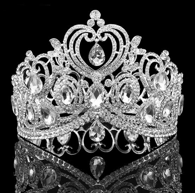 2018 Full Round Big Rhinestones Queen Crown