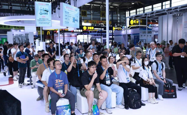 Local da máquina de fundição sob pressão 4 Die casting machine site 4