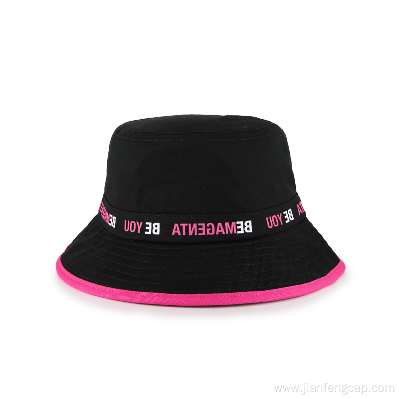 Colorful cotton twill bucket hat with fashion print