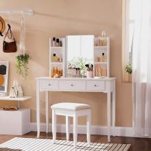 Wooden Dresser With Mirror And 3 Drawers