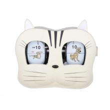 Reloj con tapa con cabeza de gatito encantador