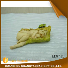 Resin lovely adorable angel sculpture souvenir items art and craft
