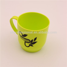BPA free Eco-friendly Durable Plastic Drink Cups with Handle / smoothie cups