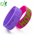 Braceletes de Moda Debossed com Pulseira de Silicone Dilatada