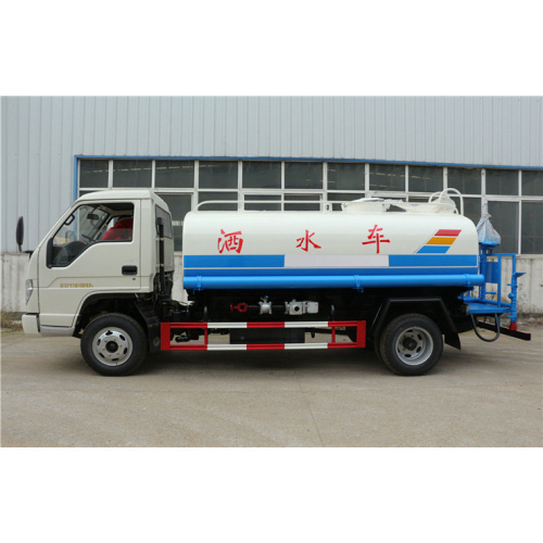 ยี่ห้อใหม่ราคาถูก FOTON 5000litres สปริงเกลอร์ชลประทานในฟาร์ม