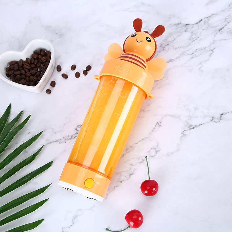 Customize Cute Animal Shapes Innovative Water Bottle Wholesale Electric Shaker Bottle