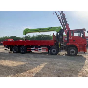 Camion avec un bras hydraulique à 5 sections de 12 tonnes