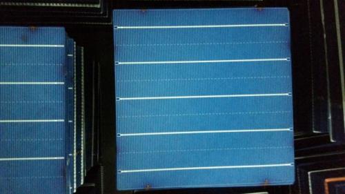 Poly Crystalline Silicon Solar Cell