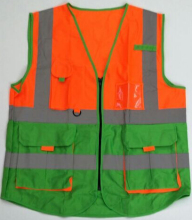 Biocolor reflection reporter vest with pockets