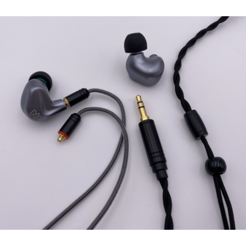 HiFi in-ear-hörlurar med avtagbar MMCX-kabel