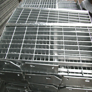 Custom Stair Tread Grating