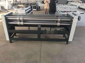 Manual paper creasing cutting machine