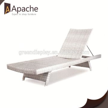 Sample available factory directly slatwall shoe display shelf