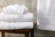 White Color Spa Use Satin Border Bath Towel High gsm