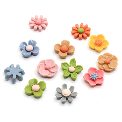 Assortimento 12 MM in resina casuale Margherita Girasoli Cabochons Abbellimenti di nozze Flatback Resina fai da te Cabochons posteriore piatto Craft