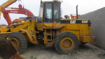 Second hand CAT Loader 938F in good condition