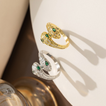 Inlaid Zircon Two Headed Snake Light Luxury Rings