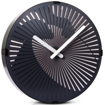 Nowoczesny zegar ścienny w kolorze czarnym