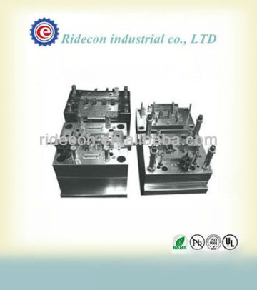 Injection molded plastic container