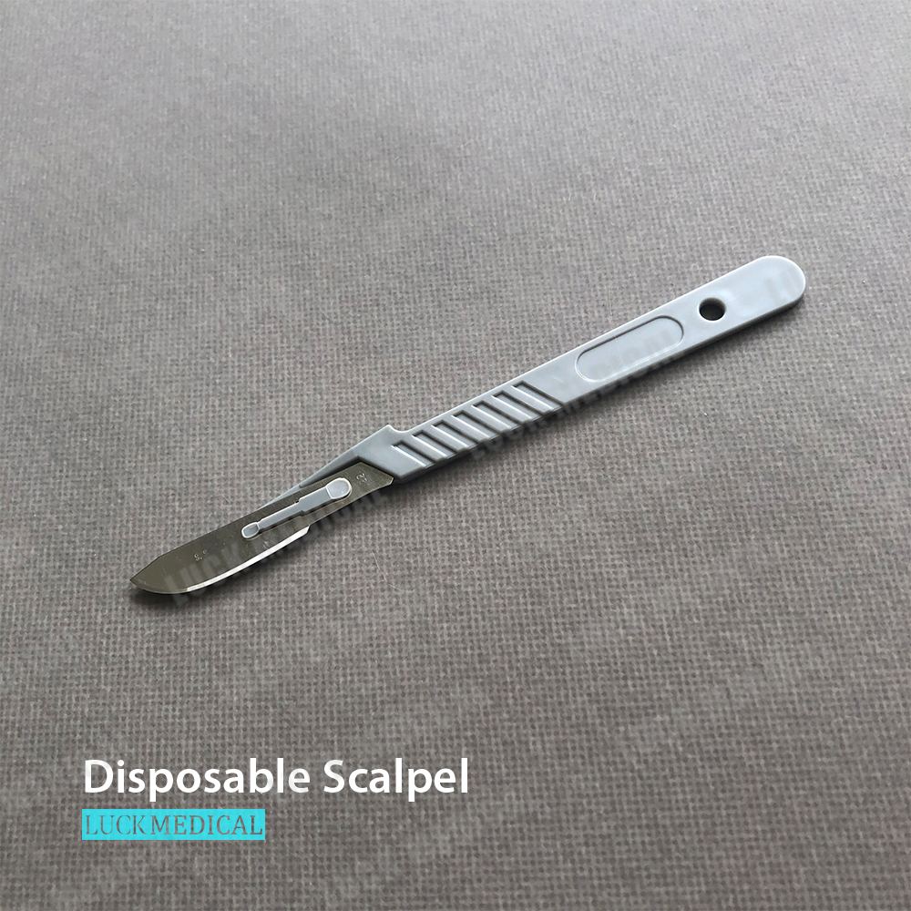 Scalpel pour le fonctionnement chirurgical