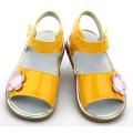 Wholesales Shiny Yellow Baby Squeaky Shoes
