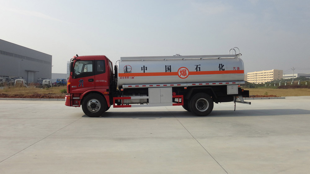 mobile fuel refueling trucks 6