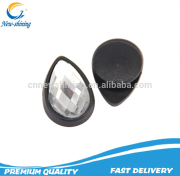 Black color children shoes button decorate