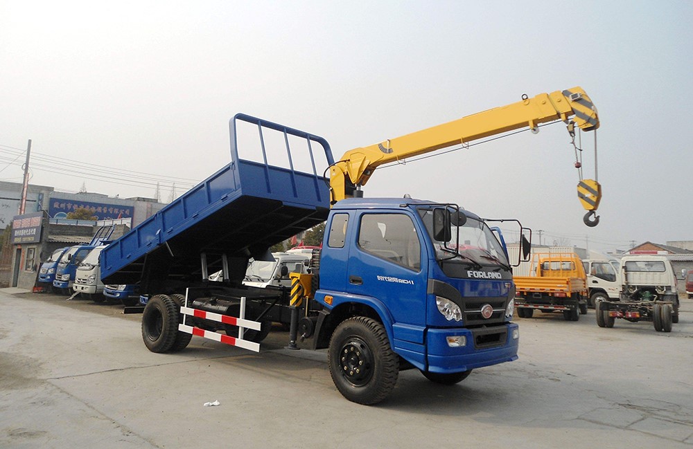 Garbage Compactor Crane Truck