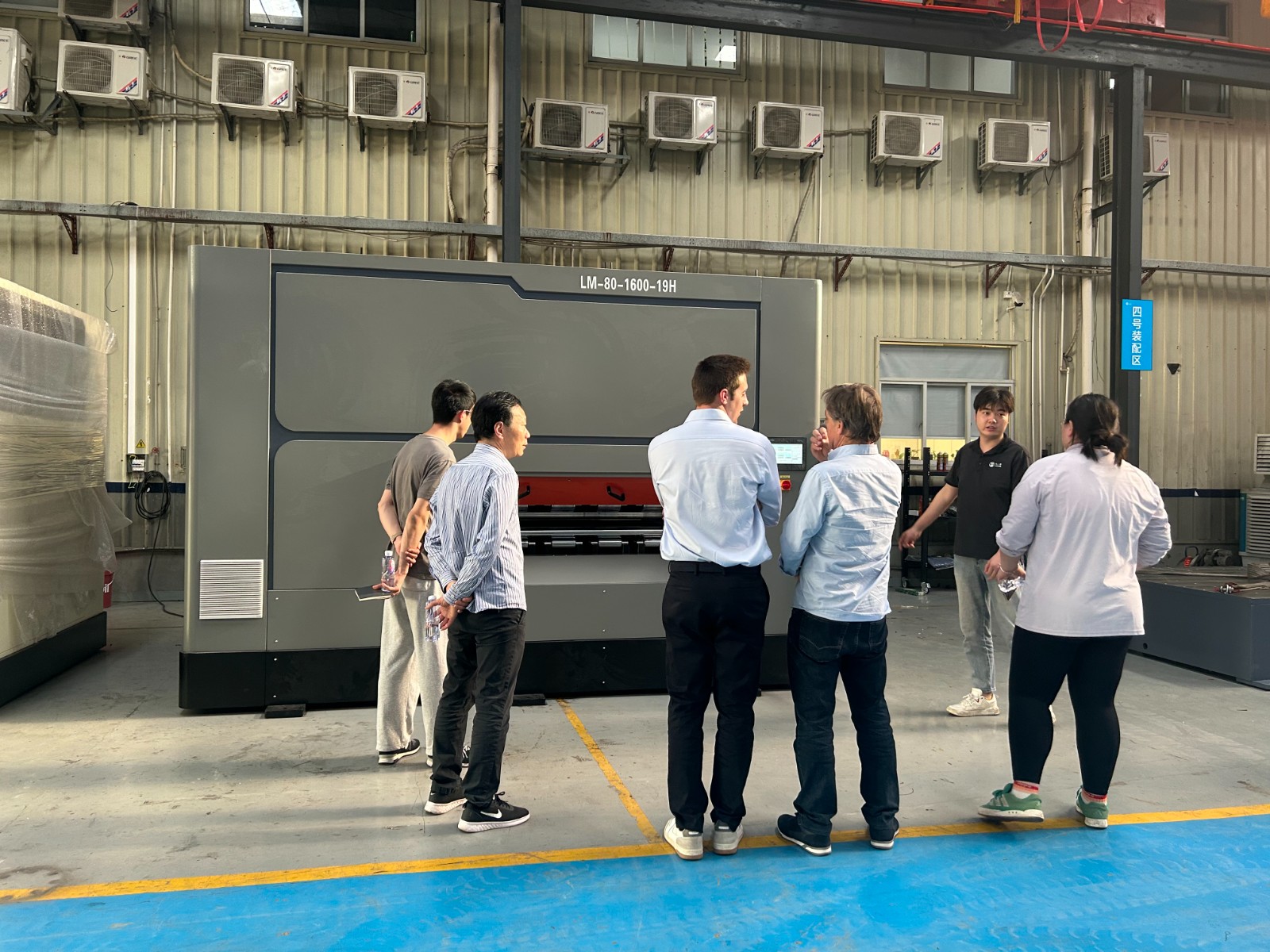 Soluciones de nivelación de precisión de Jiuzhong Jiuzhong’s Precision Leveling Solutions