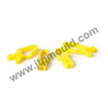 Plastic   CLOTH   CLIP Mould