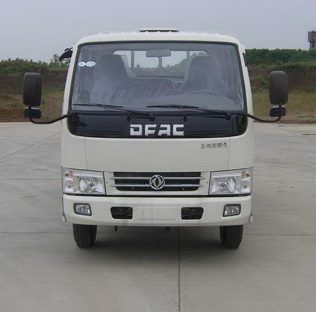 DONGFENG DUOLIKA 4-5 Tons قلابة صغيرة