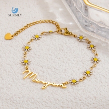 SUMMLY Personalized Gold Plated Daisy Chain Bracelet