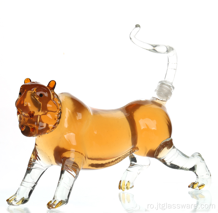 Decantor de lichior din cristal fără plumb în formă de tigru cu