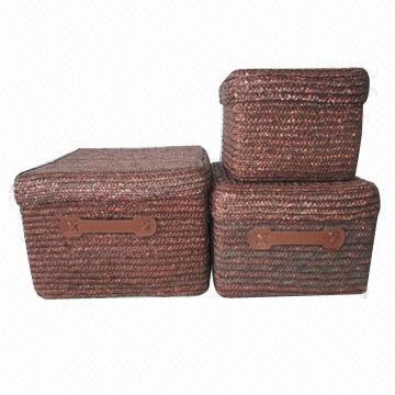 Wicker storage box, various sizes and colors are available