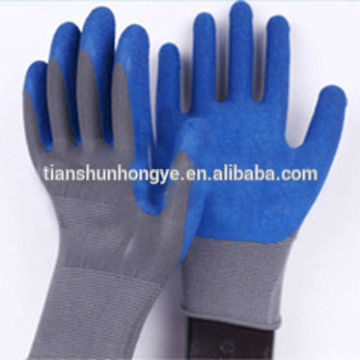 Long sleeve latex gloves