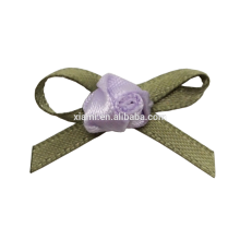 induvidual design cute bud shape with green leaf artificial stain rose