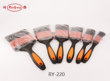 Beautiful Paint Brush With Rubber Plastic Handle