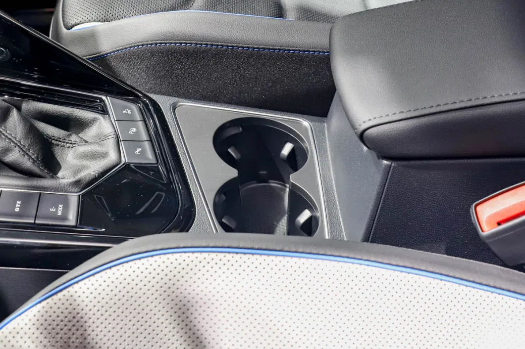 VW Tayron Gte Phev Plug in Hybrid Medium-Sized SUV Max Speed 200km/H 6 Speed Dual Clutch Car Electric New Energy Vehicles