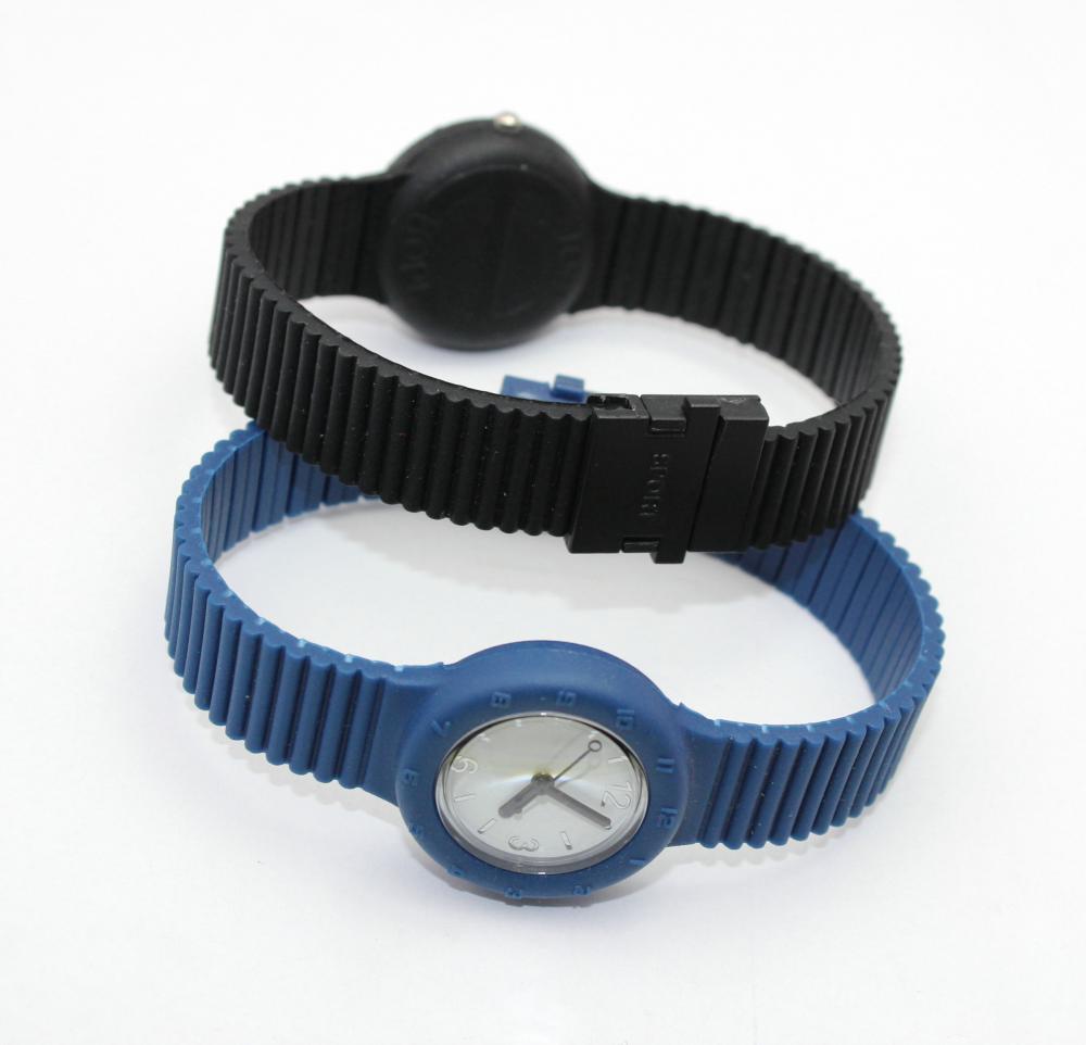 lightless quartz watch