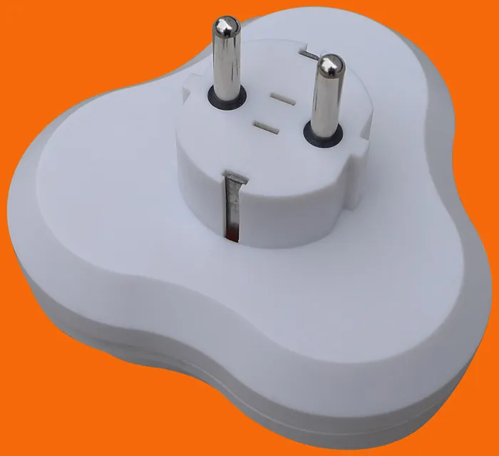 3 Splitter Socket Adapter with Grounding 16A 250V Euroslot Round White